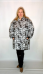 Плащ Графика штрихи (Smart-Woman, Россия) — размеры 3XL, 5 XL
